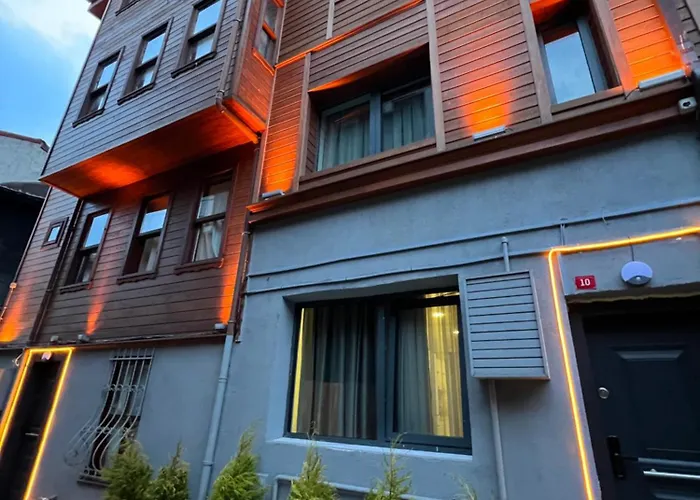 Bucoleon Hotel Old City